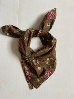 Charger l'image dans la galerie, Foulard Coton Indien Kaki et Rose
