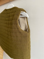 Charger l'image dans la galerie, Veste sans manches Olive
