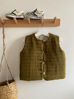 Charger l'image dans la galerie, Veste sans manches Olive
