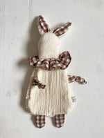 Charger l'image dans la galerie, Doudou Lapin Chiffon Vichy Marron
